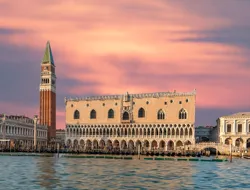 Venice: Magnificent Doge's Palace & St. Mark's Square